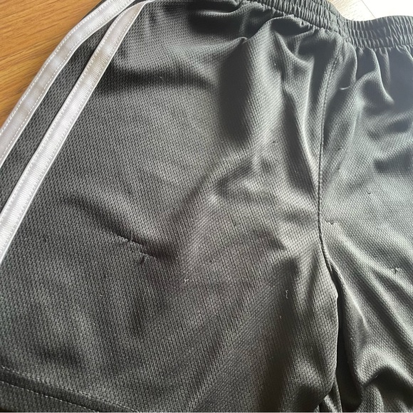 🟢3/$15 ADIDAS Shorts - Picture 9 of 9